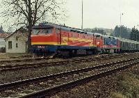 Lokomotivu 752.034-9 zachytil objektiv fotografického přístroje při zkušební jízdě v březnu 1994.